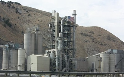 PHOTO: The Ash Grove Cement plant near Durkee, Ore., says it has spent $20 million in recent years to reduce the amount of mercury and other pollutants released into the air from the cement-making process. Photo credit: Deborah C. Smith