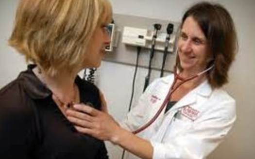 PHOTO: During National Women's Health Week, women in Arizona and nationwide are being are being reminded of the importance of annual well-woman exams in the prevention and early treatment of disease. CREDIT: University of Alabama.