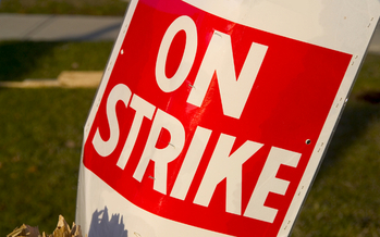 Chicago fast-food workers are joining with other workers in about 270 other cities around the country in a nationwide strike for a wage raise to $15 an hour. Credit: National Employment Law Project.