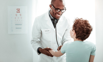 More than 80,000 children in Tennessee currently lack health-insurance coverage. (Adobe Stock)