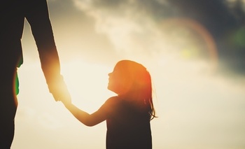 The Ohio START program uses a holistic approach to help children in the foster-care system whose parents are struggling with addiction. (Adobe Stock)